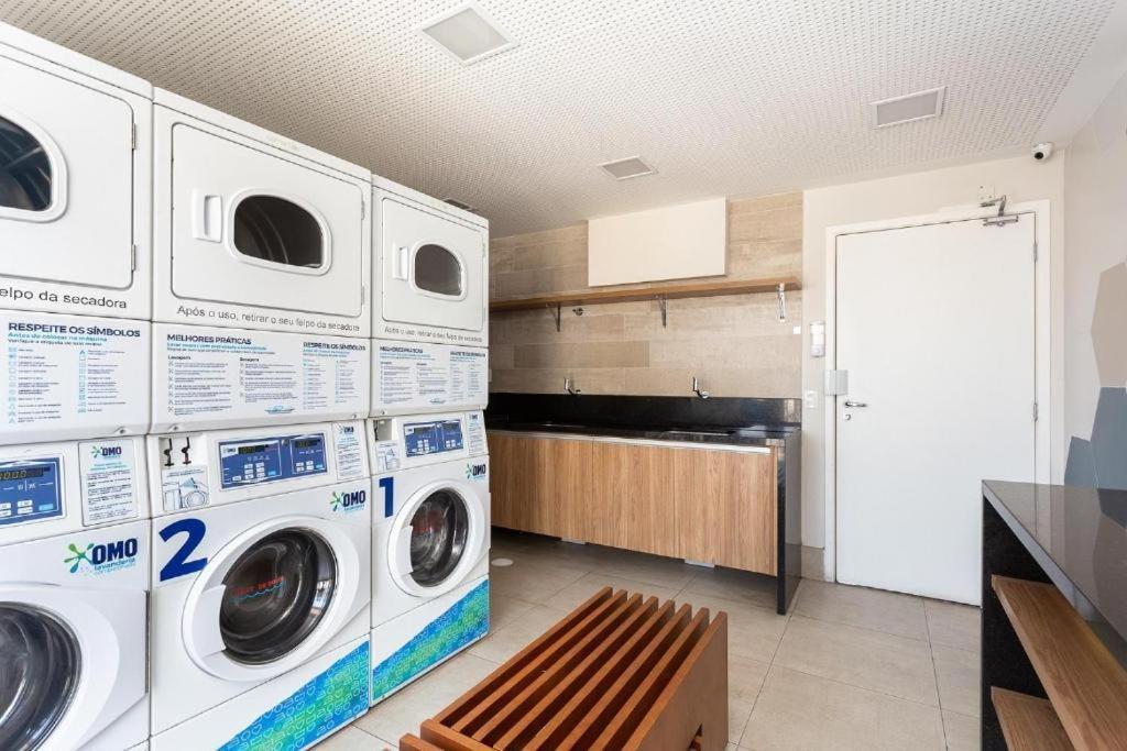 Studio No Centro De Sao Paulo, A 3 Minutos Do Metro, Com Garagem Gratis Aparthotel Esterno foto